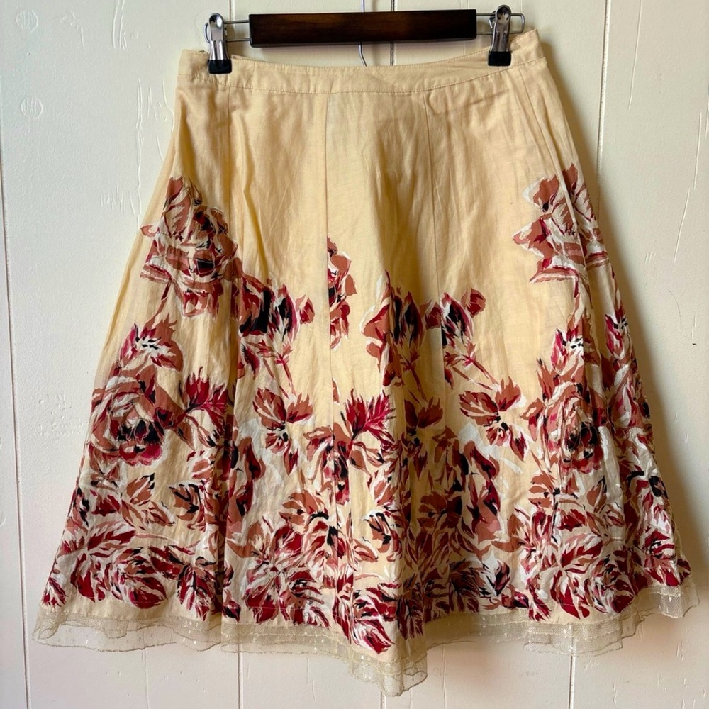 Beautiful Autumnal Floral Design Skirt